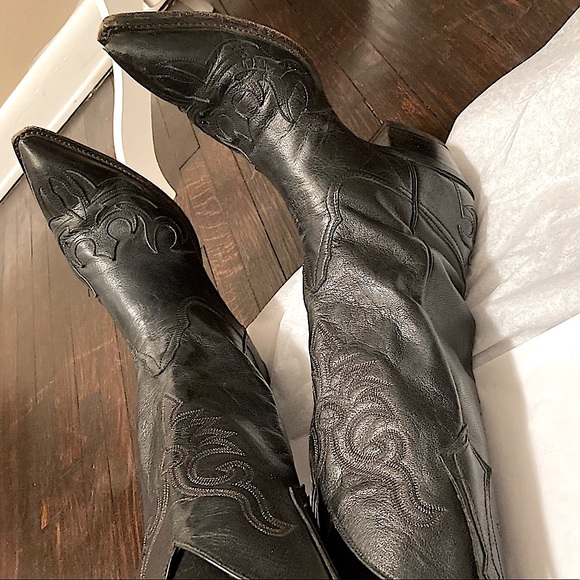 Vintage Shoes - Vintage Larry Mahan Black Leather Cowgirl Boots for Thieves Market California 9